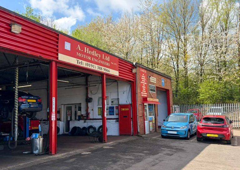 Car Servicing, Repairs & MOT at [garagename] in [locationfocus]
